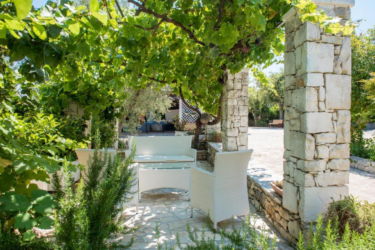 Agriturismo Salinola Ostuni Buitenkant foto
